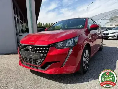 Usata Peugeot 208 Active 101 CV (74 kW) 2020 Rosso Utilitaria