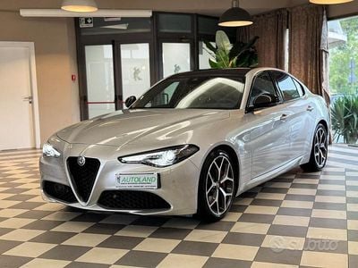 Usata Alfa Romeo Giulia Tech Edition 160 CV (117 kW) 2020 Grigio Berlina