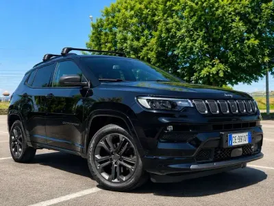 Usata Jeep Compass Limited 131 CV (96 kW) 2021 Nero SUV