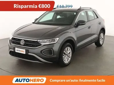 Usata VW T-Roc Life 110 CV (80 kW) 2023 Grigio SUV