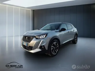 Usata Peugeot 2008 GT 131 CV (96 kW) 2020 Grigio metallizzato SUV