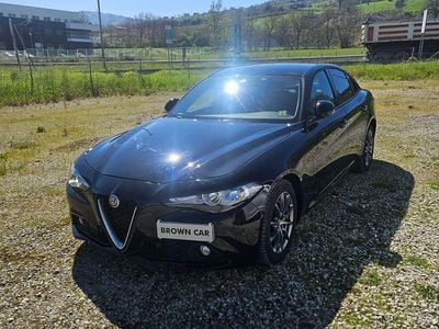 Begagnad Alfa Romeo Giulia Business 179 HK (131 kW) 2018 Svart Sedan