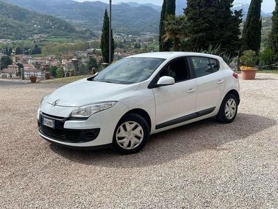 Usata Renault Mégane III 110 CV (80 kW) 2012 Bianco Berlina