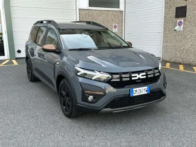 Usata Dacia Jogger Extreme 100 CV (73 kW) 2023 Grigio road Monovolume