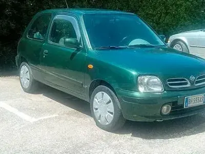 Usata Nissan Micra 54 CV (39 kW) 2000 Verde Utilitaria