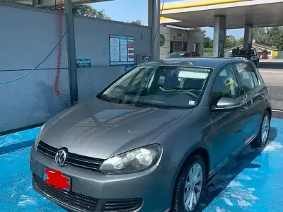 Usata VW Golf VI 105 CV (77 kW) 2011 Grigio Utilitaria