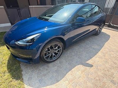 Occasion Tesla Model 3 235 kW (320 ch) 2023 Bleue Berline