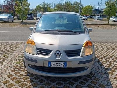 Usata Renault Modus 82 CV (60 kW) 2004 Grigio Monovolume