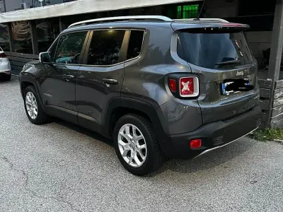 Usata Jeep Renegade 120 CV (88 kW) 2017 Grigio SUV