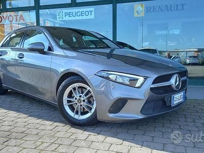 Usata Mercedes A180 Business 116 CV (85 kW) 2020 Grigio Berlina