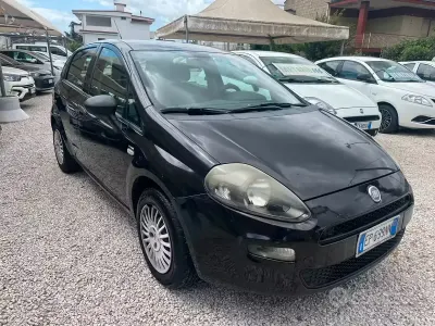 Occasion Fiat Punto 69 ch (50 kW) 2012 Noir Citadine