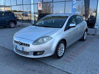Usata Fiat Bravo 105 CV (77 kW) 2011 Grigio Utilitaria