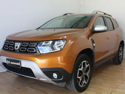 Usata Dacia Duster Prestige 101 CV (74 kW) 2020 Arancione SUV