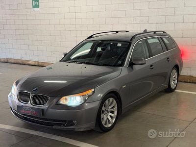 Usata BMW 530 Sport Line 235 CV (172 kW) 2008 Grigio Station wagon