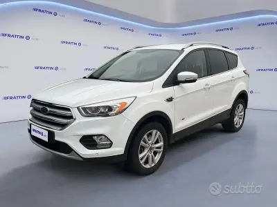 Usata Ford Kuga Business Edition 150 CV (110 kW) 2017 Bianco SUV