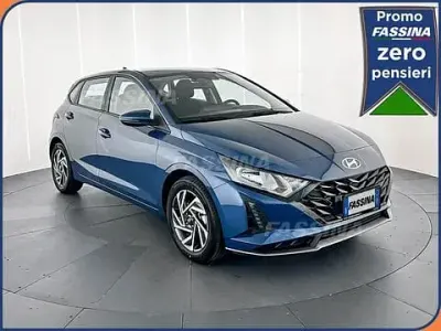 Nuevo Hyundai i20 101 CV (74 kW) 2026 Azul Utilitario