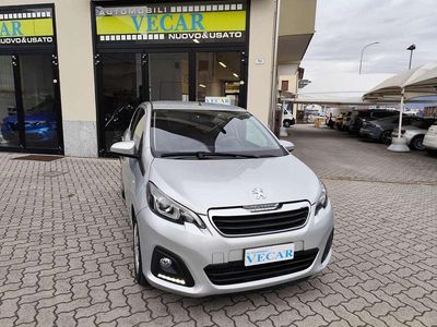 Usata Peugeot 108 GT-line 72 CV (52 kW) 2018 Argento Utilitaria