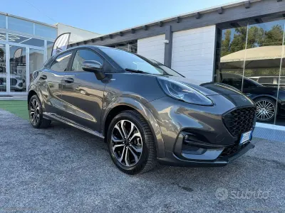 Usata Ford Puma ST-Line 125 CV (91 kW) 2024 Grigio SUV