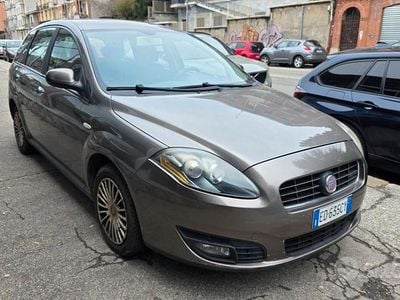 Usata Fiat Croma Active 120 CV (88 kW) 2010 Marrone Station wagon