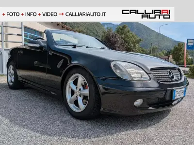 Usata Mercedes SLK200 163 CV (119 kW) 2001 Nero Cabrio