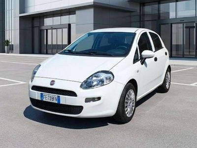 Usata Fiat Punto Street 69 CV (50 kW) 2016 Bianco Utilitaria