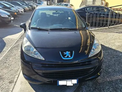 Usata Peugeot 207 73 CV (53 kW) 2007 Nero Berlina