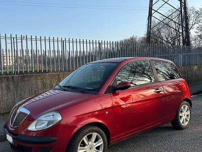 Usata Lancia Ypsilon 95 CV (69 kW) 2005 Rosso Utilitaria