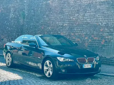 Begagnad BMW 325 Cabriolet 218 HK (160 kW) 2007 Svart Cab