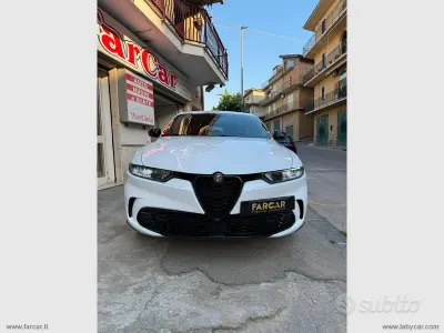 Usata Alfa Romeo Tonale Sprint 131 CV (96 kW) 2023 Bianco SUV