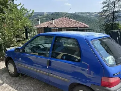 Usata Peugeot 106 50 CV (36 kW) 1998 Bluazzurro Utilitaria