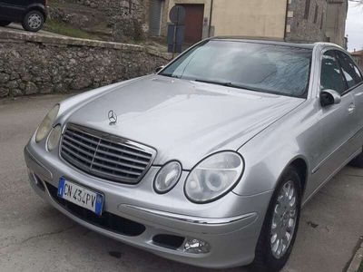 Mercedes E270