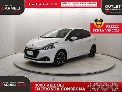 Usata Peugeot 208 Signature Sky 83 CV (61 kW) 2018 Bianco Utilitaria