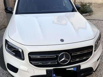 Käytetty Mercedes GLB200 150 HP (110 kW) 2021 Katumaasturi