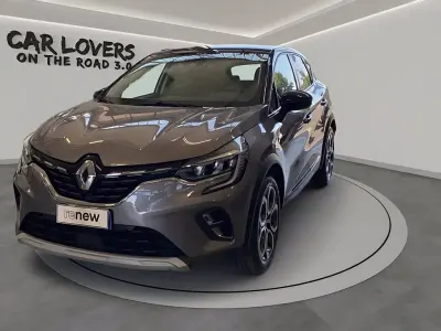 Usata Renault Captur Techno 101 CV (74 kW) 2023 Grigio scuro SUV