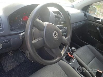 Usata VW Golf IV 2004 Berlina