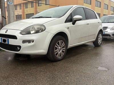 Usata Fiat Punto Evo 69 CV (50 kW) 2014 Bianco Utilitaria
