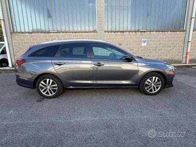 Usata Hyundai i30 115 CV (84 kW) 2020 Grigio Station wagon
