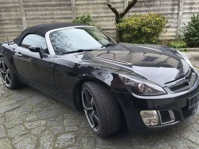 Usata Opel GT 264 CV (194 kW) 2007 Nero Cabrio