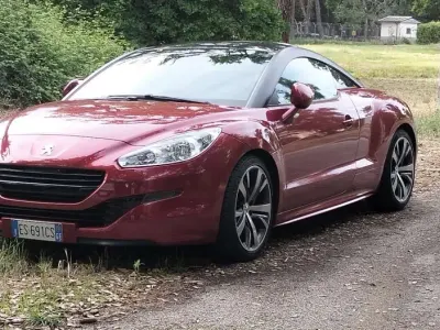 Begagnad Peugeot RCZ 163 HK (119 kW) 2013 Sportkupé