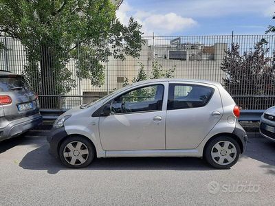 Usata Toyota Aygo 2006 Grigio Utilitaria