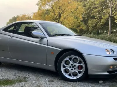 Usata Alfa Romeo GTV 220 CV (161 kW) 1998 Argento Coupé