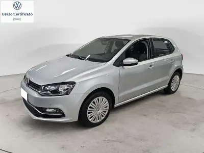 Usata VW Polo Comfortline 75 CV (55 kW) 2017 Argento Berlina