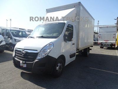 Usata Opel Movano 145 CV (106 kW) 2017 Bianco pastello Furgone
