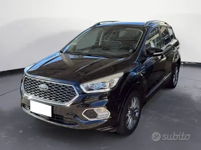 Usata Ford Kuga Vignale 179 CV (131 kW) 2017 Black sapphire metallizato SUV