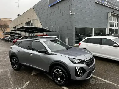 Nuova Peugeot 2008 Allure 101 CV (74 kW) 2025 Grigio SUV