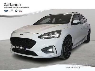 Begagnad Ford Focus ST-Line 120 HK (88 kW) 2019 Vit Kombi