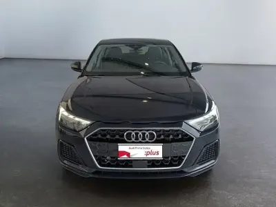 Käytetty Audi A1 Sportback Advanced Plus 95 HP (69 kW) 2021 Sininen Viistoperä
