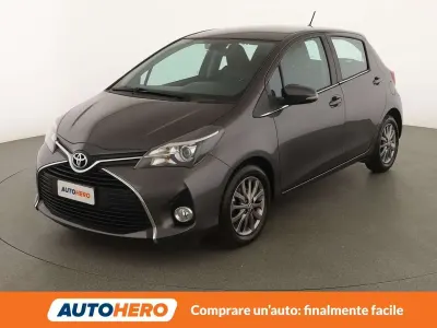 Usata Toyota Yaris Active 90 CV (66 kW) 2016 Grigio Berlina