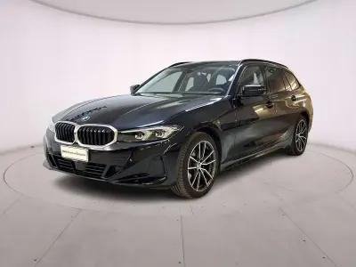Usata BMW 320 190 CV (139 kW) 2025 Black sapphire Station wagon