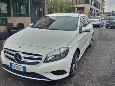 Occasion Mercedes A180 122 ch (89 kW) 2013 Blanc Berline